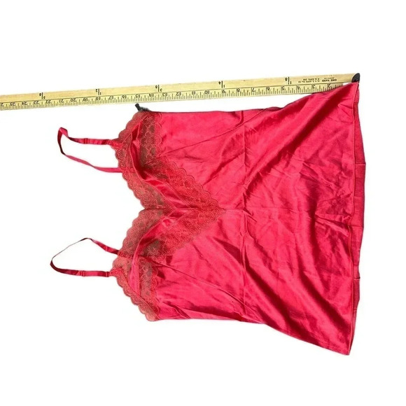 Vanity Fair Lingerie Tank Top Lace Trim Heartshape Adjustable Straps Red Size 34 - Picture 3 of 5